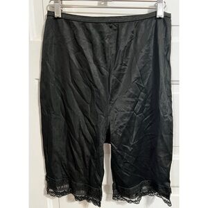 Vintage Lingerie Nylon and Lace Petticoat Slip Shorts